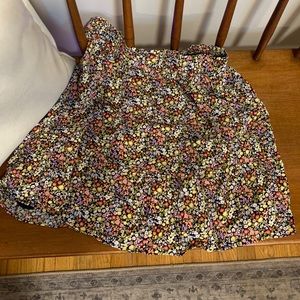Ann Taylor LOFT Floral Mini Skirt Size M